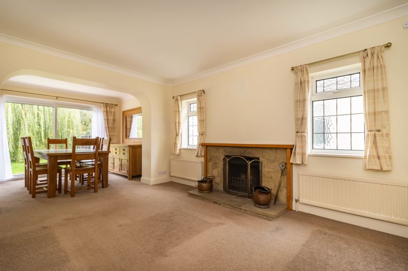 6 Rushton Avenue South Godstone